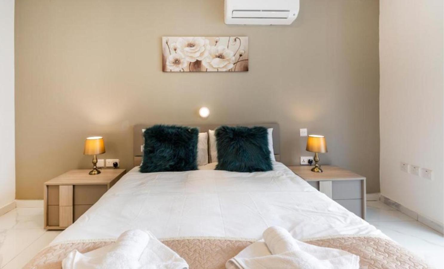 Emerald Suite St. Paul's Bay Esterno foto