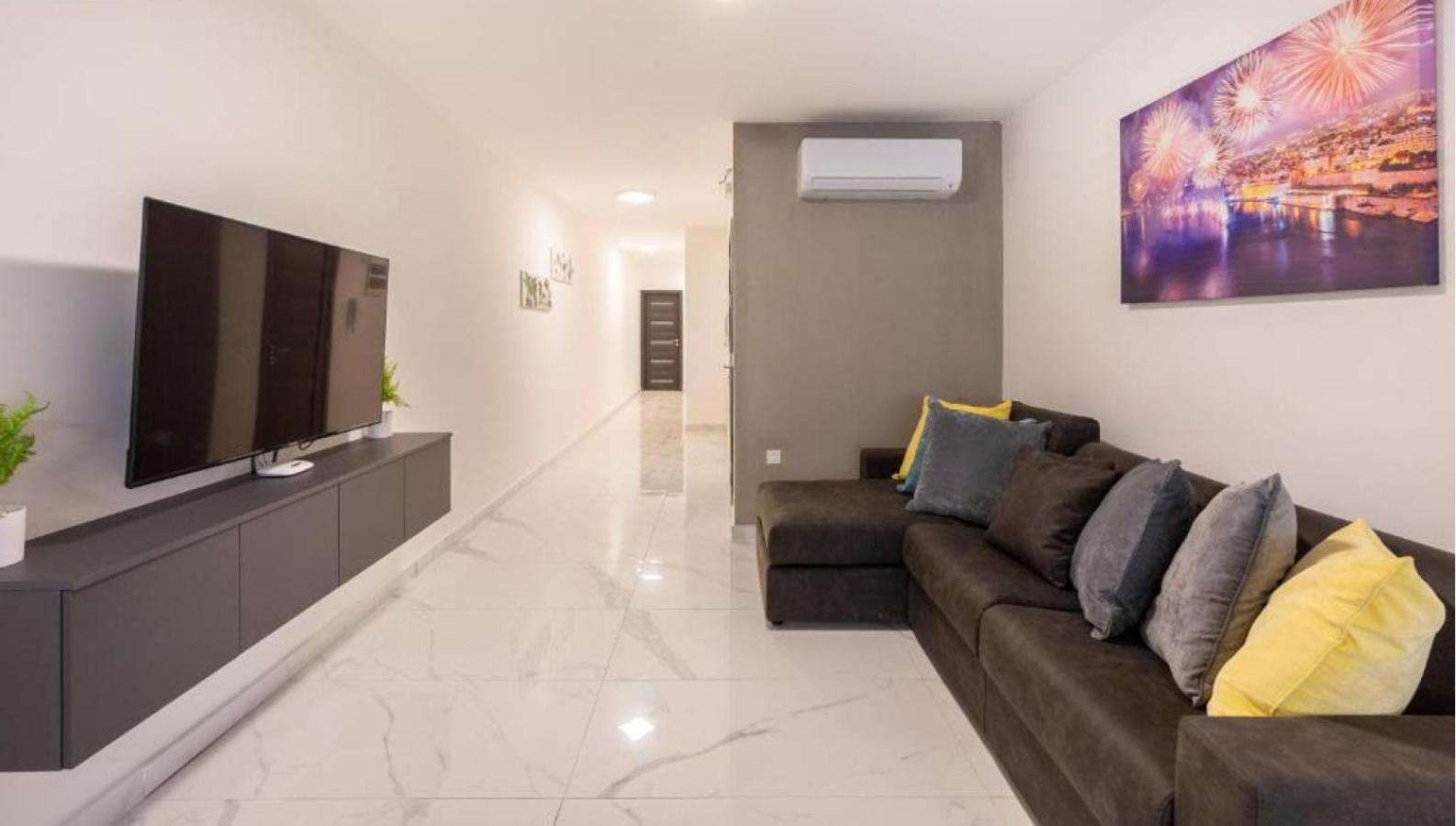 Emerald Suite St. Paul's Bay Esterno foto