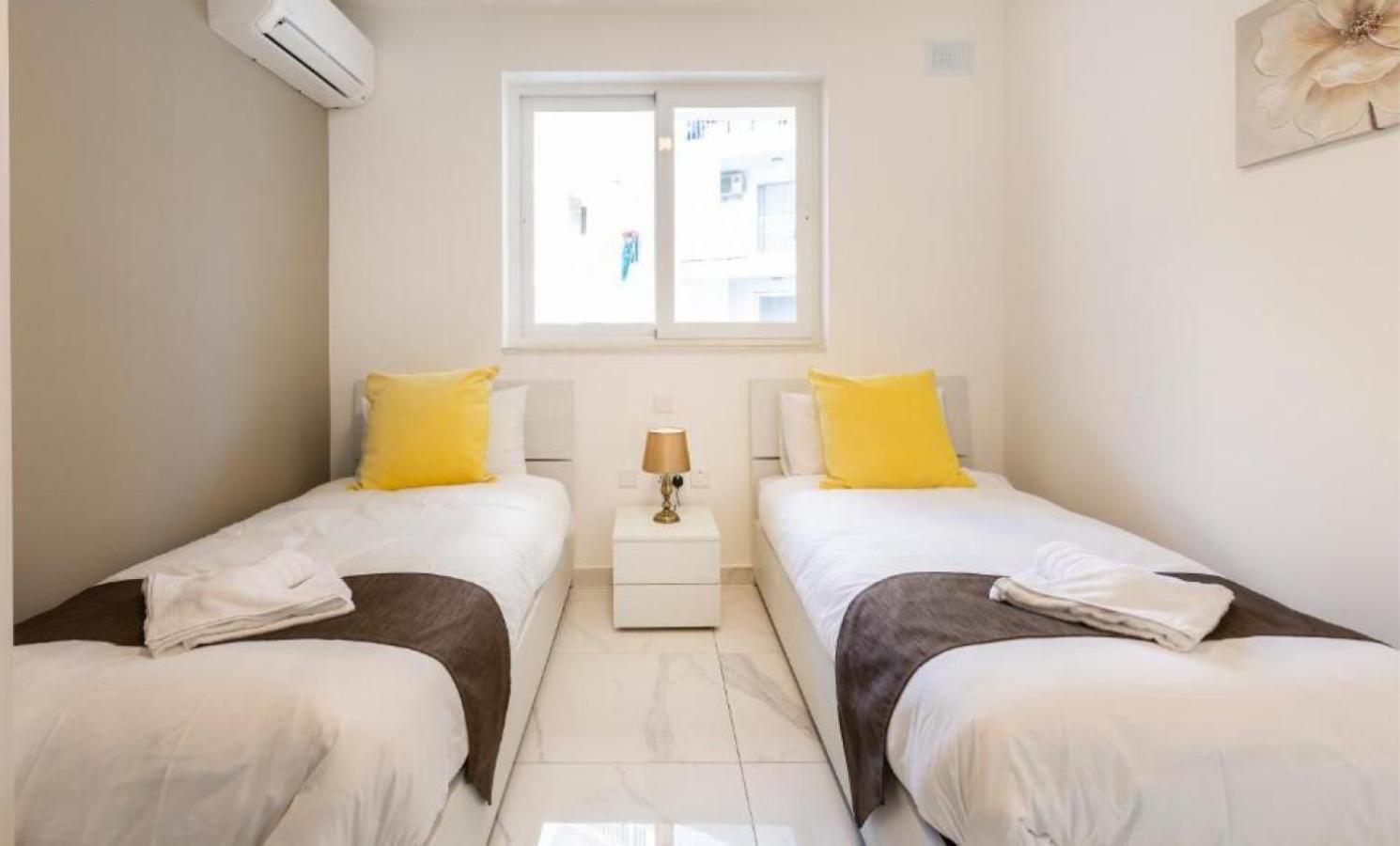 Emerald Suite St. Paul's Bay Esterno foto